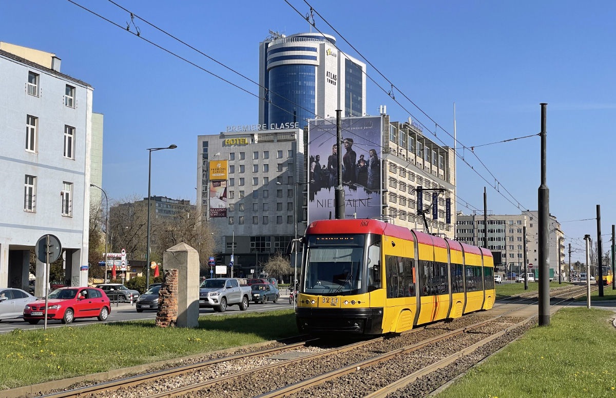 Warsaw, PESA Swing 120Na Br. 3233