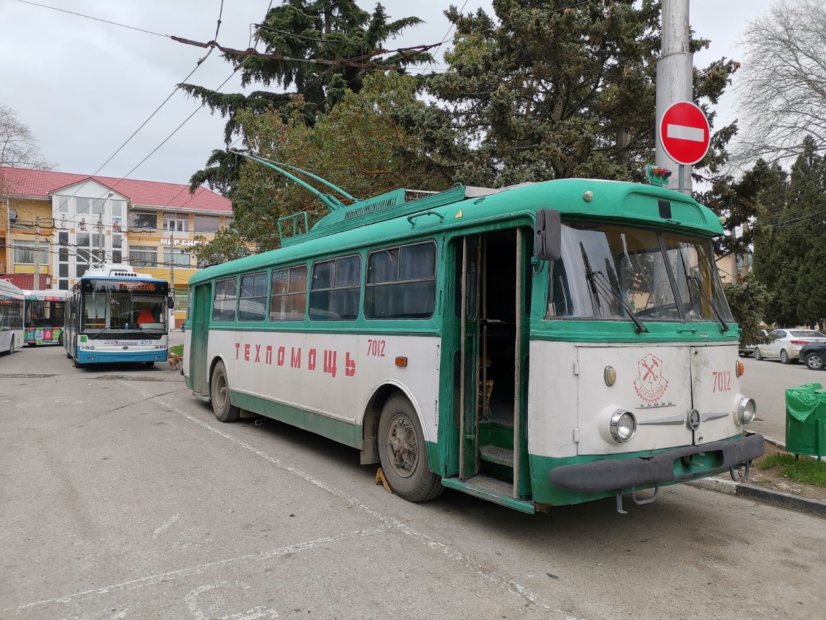 Крымский троллейбус, Škoda 9TrH27 № 7012