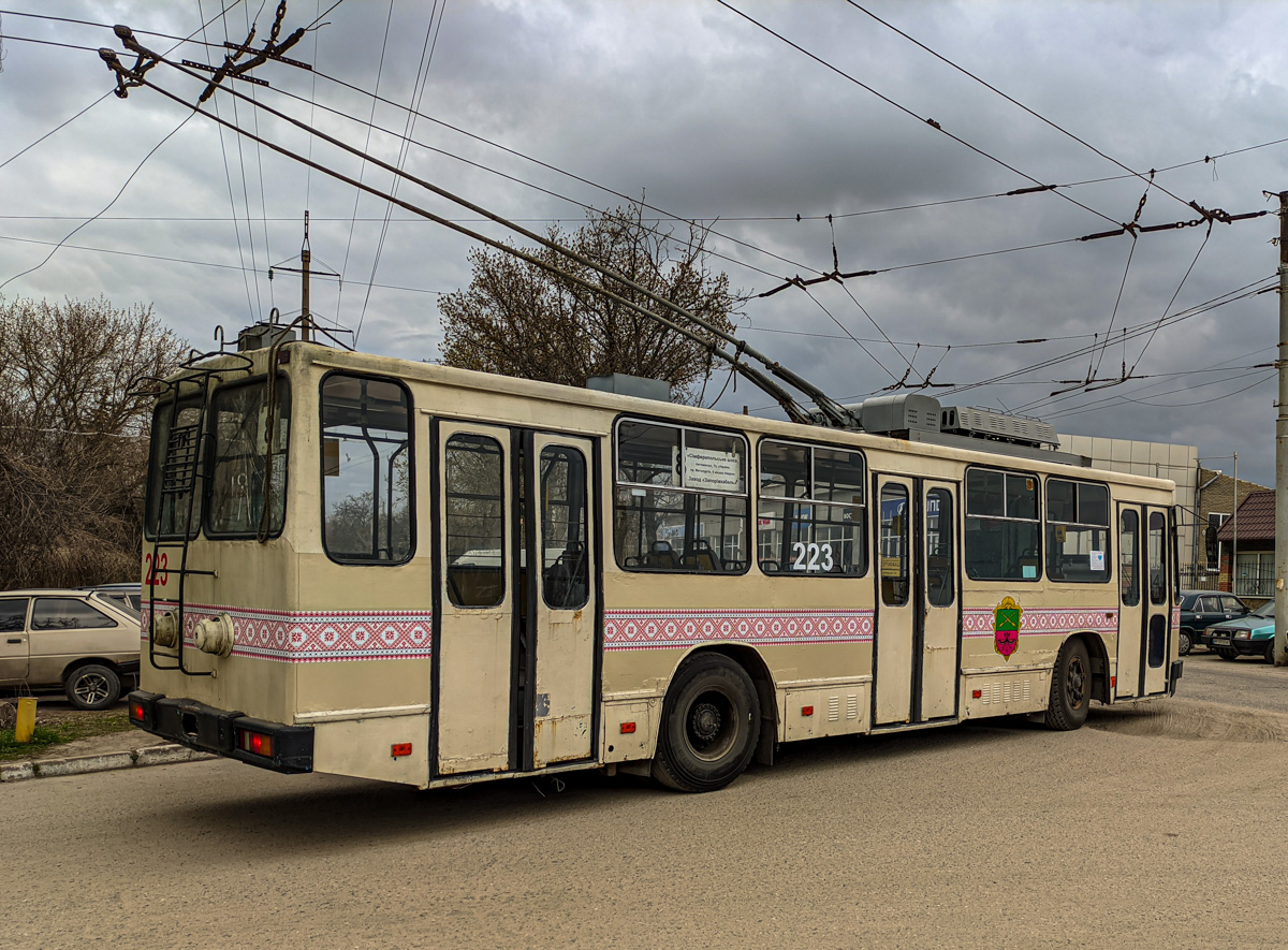 Запорожье, ЮМЗ Т2 № 223