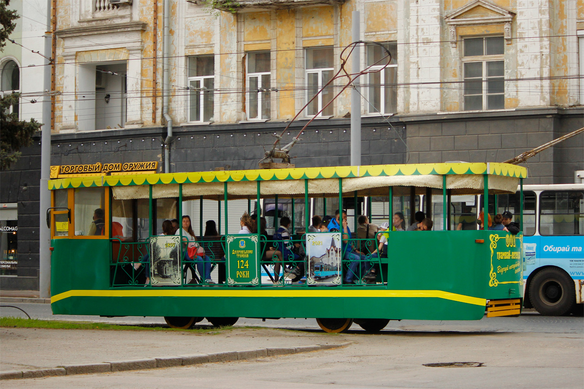 Днепр, Двухосный моторный вагон № 001
