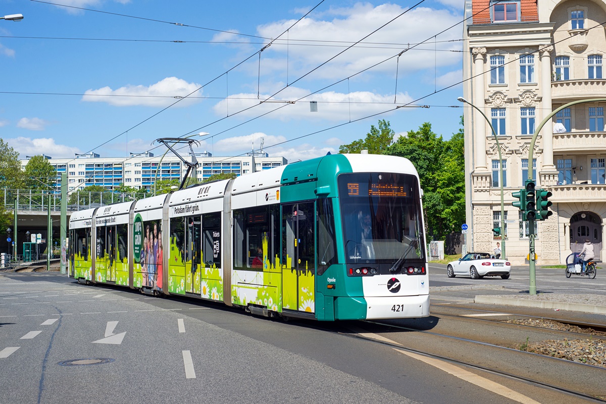 Потсдам, Stadler Variobahn № 421