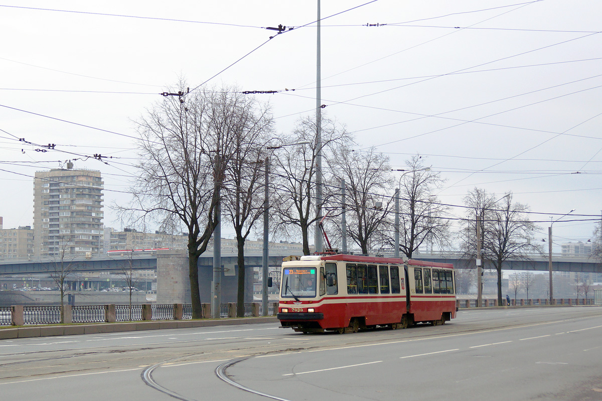 Санкт-Петербург, ЛВС-86М2 № 7020