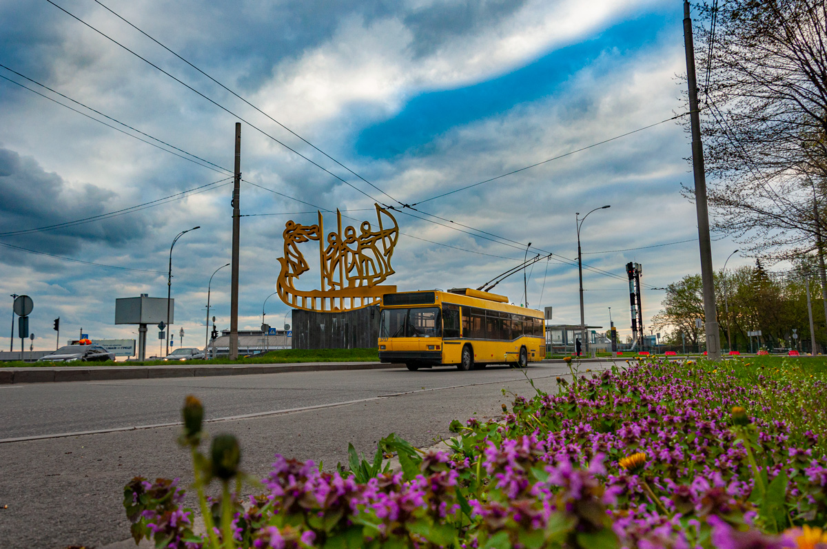 Киев, МАЗ-ЭТОН Т103 № 3717