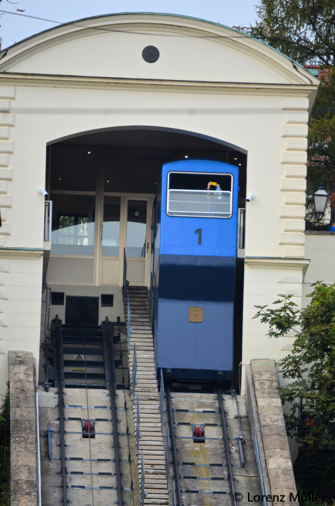 Zágráb, Korneuburg — 1; Zágráb — Funicular