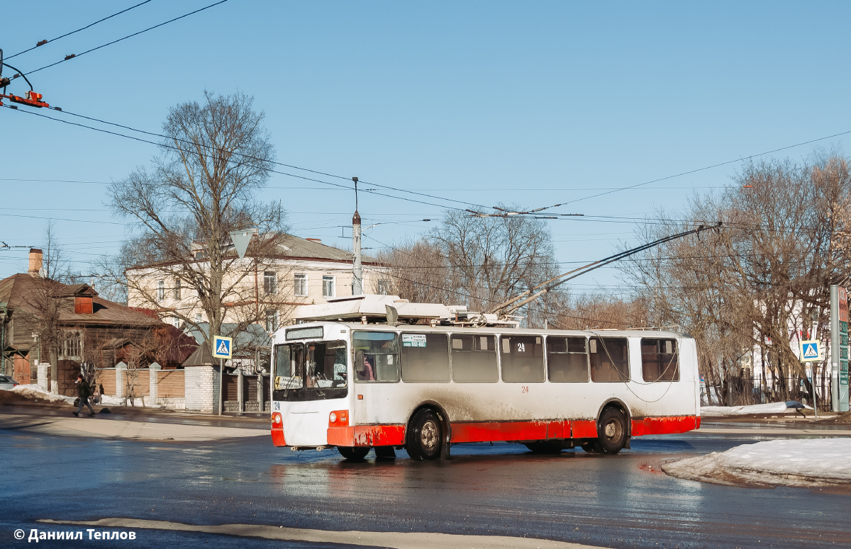 Kowrow, ZiU-682 GOH Ivanovo Nr 24