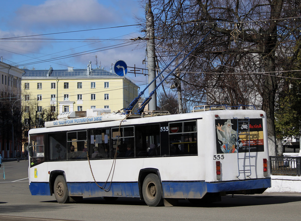 Киров, БТЗ-52764Р № 555
