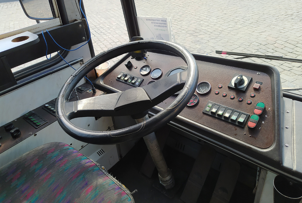 Харьков, Škoda 15Tr13/6M № 2503 Харьков, Škoda 15Tr13/6M № 2503