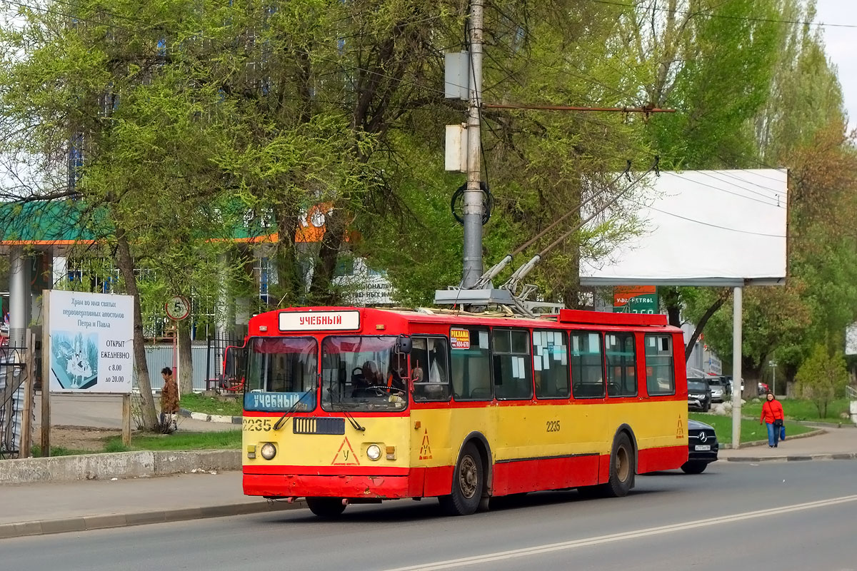 Саратов, ЗиУ-52642 № 2235
