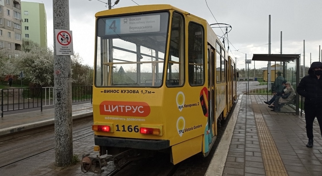 Львов, Tatra KT4D № 1166