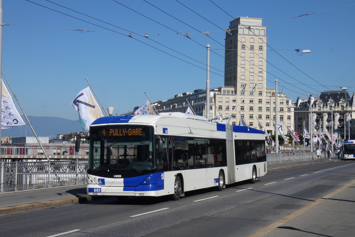 Lausanne, Hess SwissTrolley 4 (BGT-N2D) N°. 883
