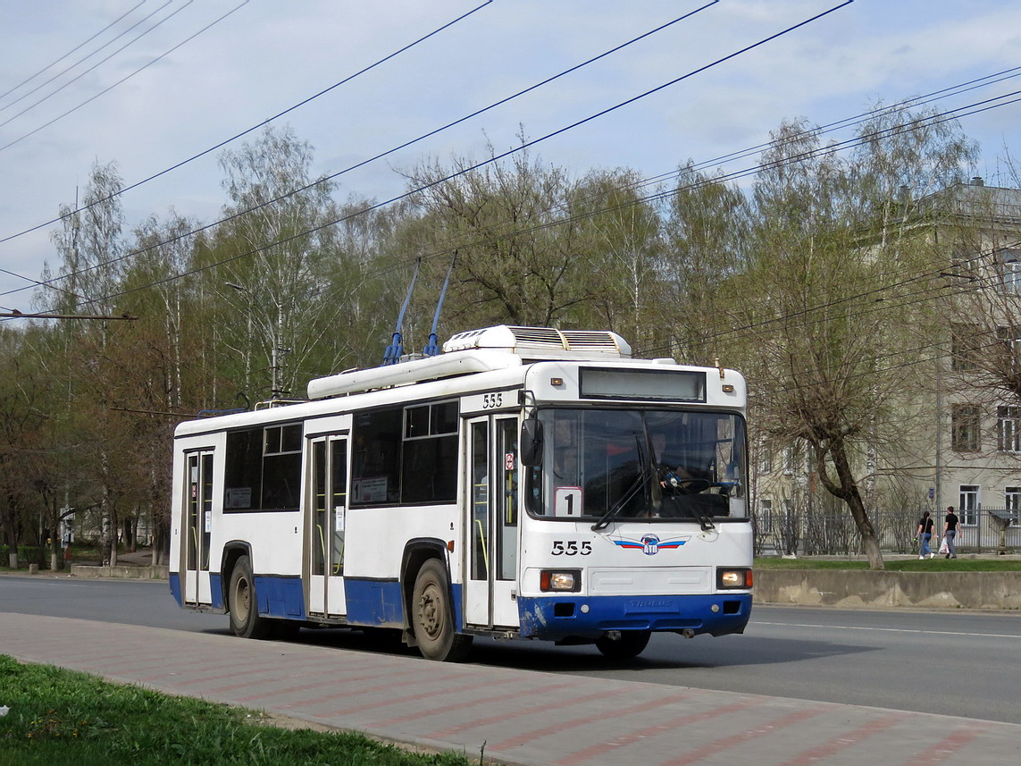 Киров, БТЗ-52764Р № 555