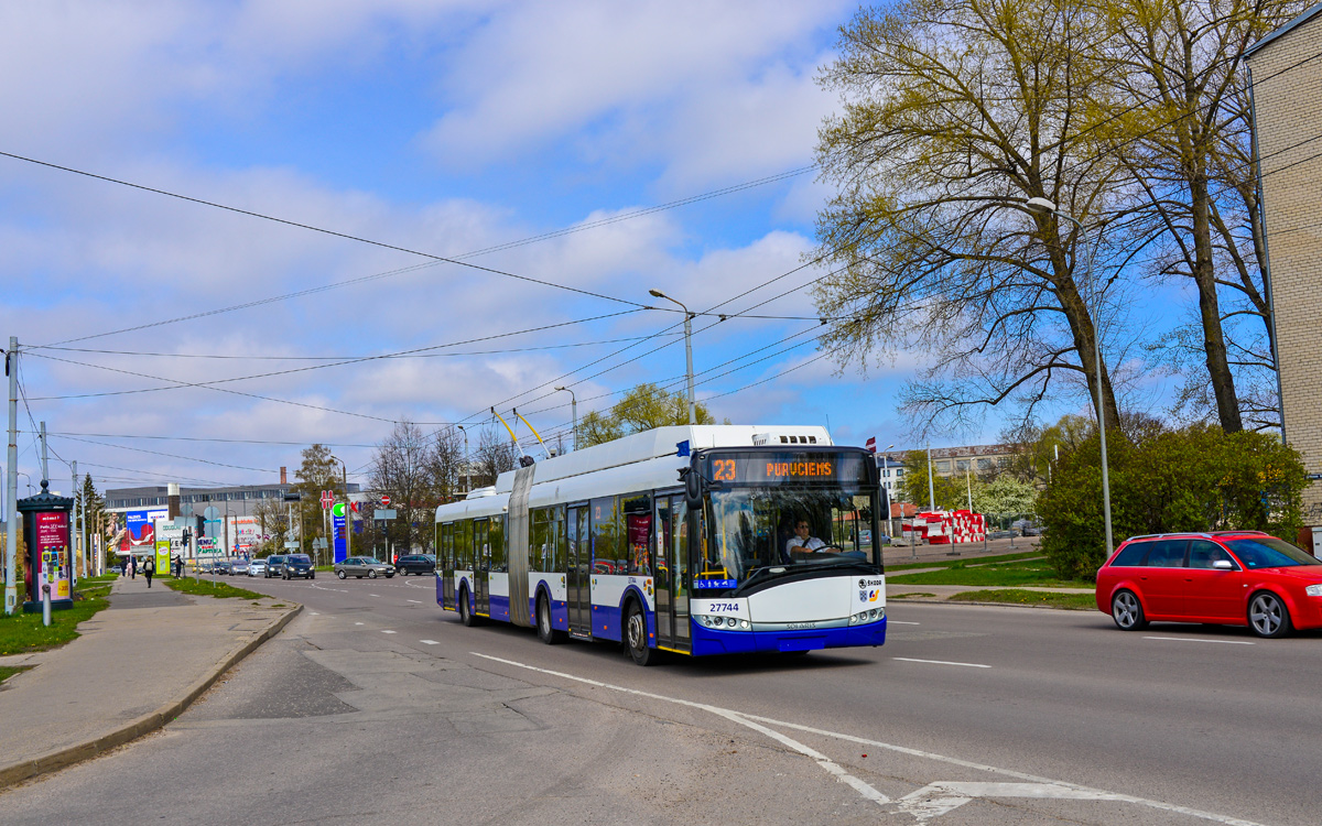 Рига, Škoda 27Tr Solaris III № 27744