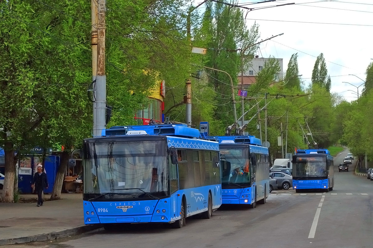 Саратов, СВАРЗ-МАЗ-6275 № 8984