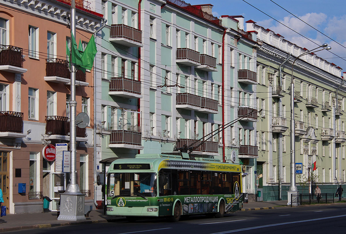 Гомель, БКМ 32102 № 1768