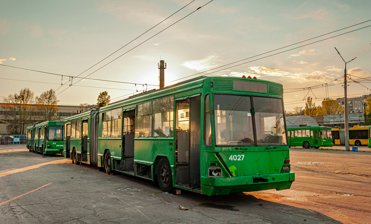 Kyjev, Kyiv-12.03 č. 4027