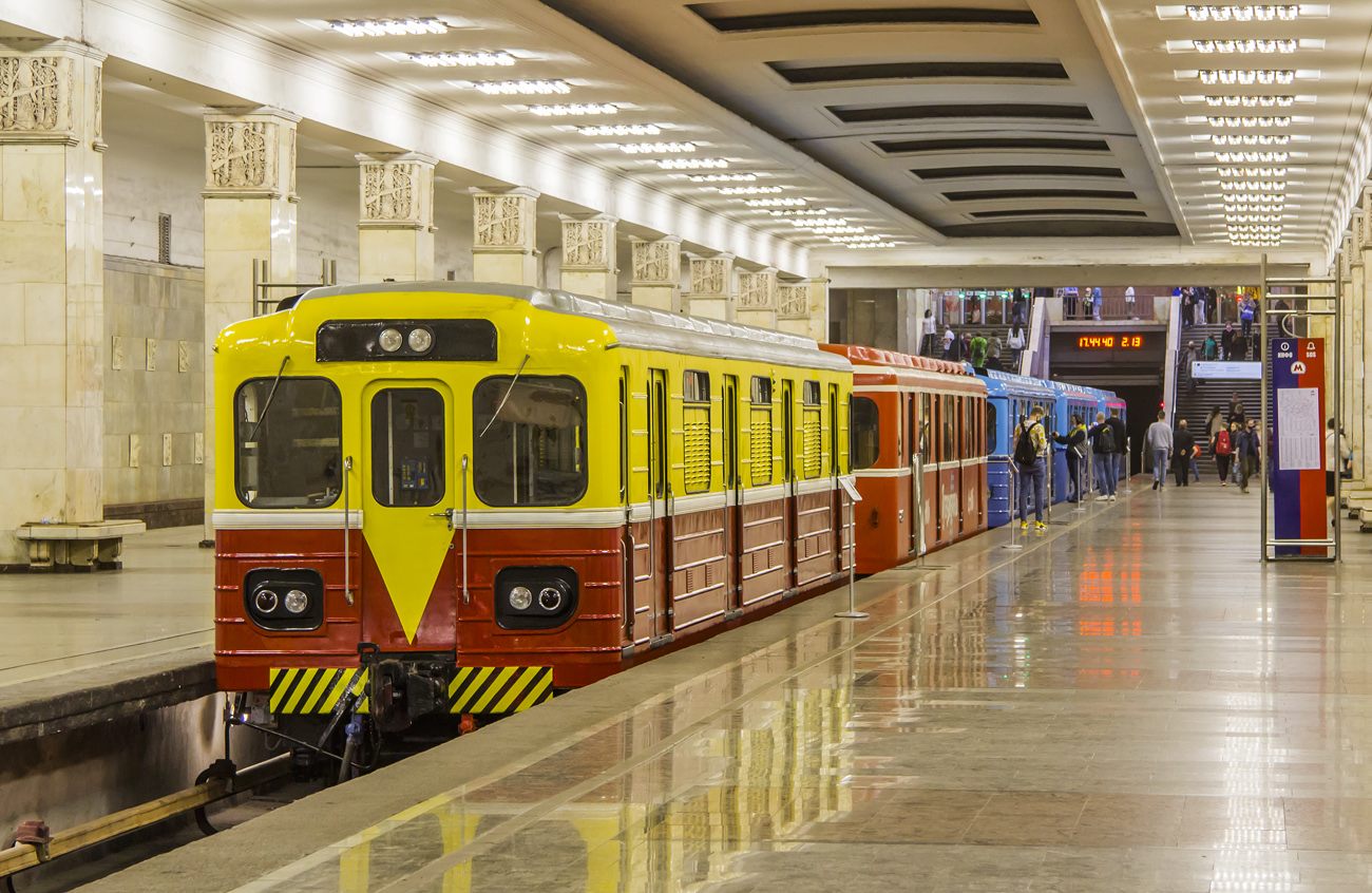 Москва, 81-580 № ВЭКА-001; Москва — Выставка подвижного состава и Парад поездов к 86-летию Московского метрополитена 15 — 20 мая 2021