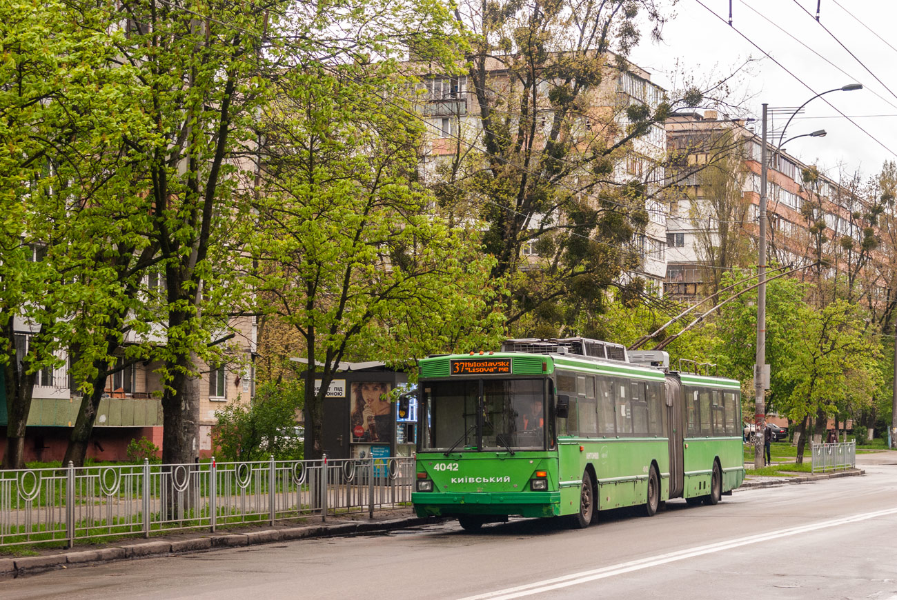 Киев, Киев-12.03 № 4042