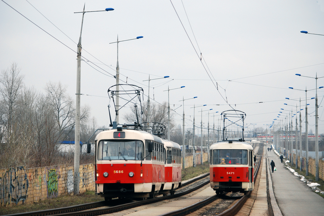 Kyjev, Tatra T3SUCS č. 5686; Kyjev, Tatra T3SUCS č. 5471
