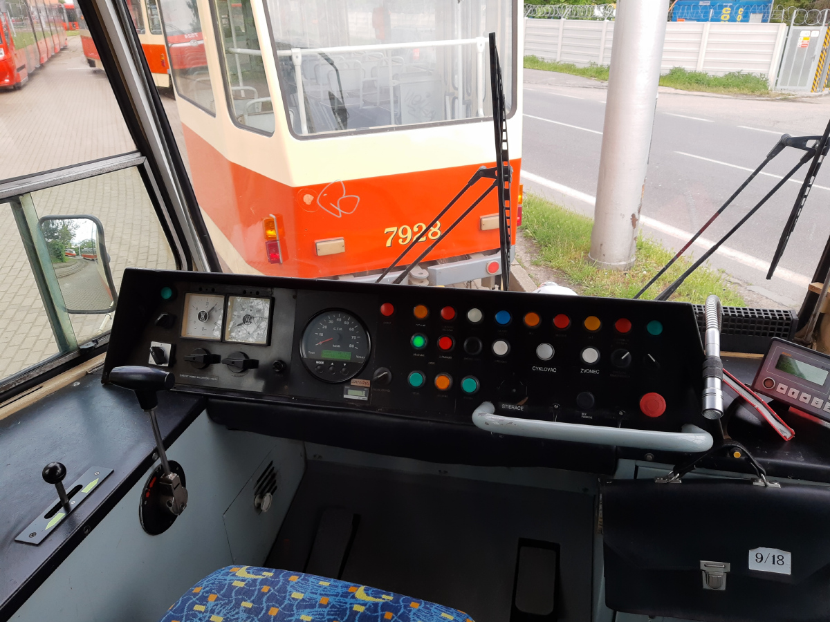 Братислава, Tatra T6A5 № 7937