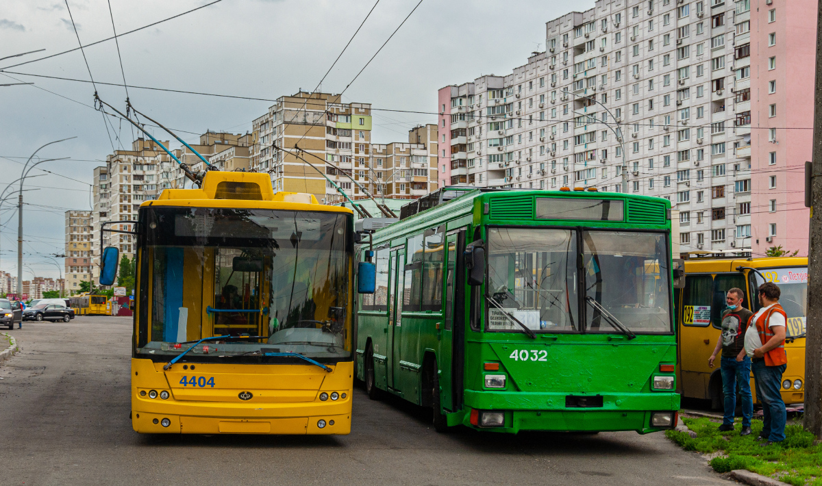 Киев, Богдан Т70110 № 4404