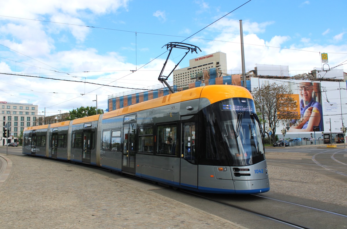 Лейпциг, Solaris Tramino Leipzig (NGT10) № 1042