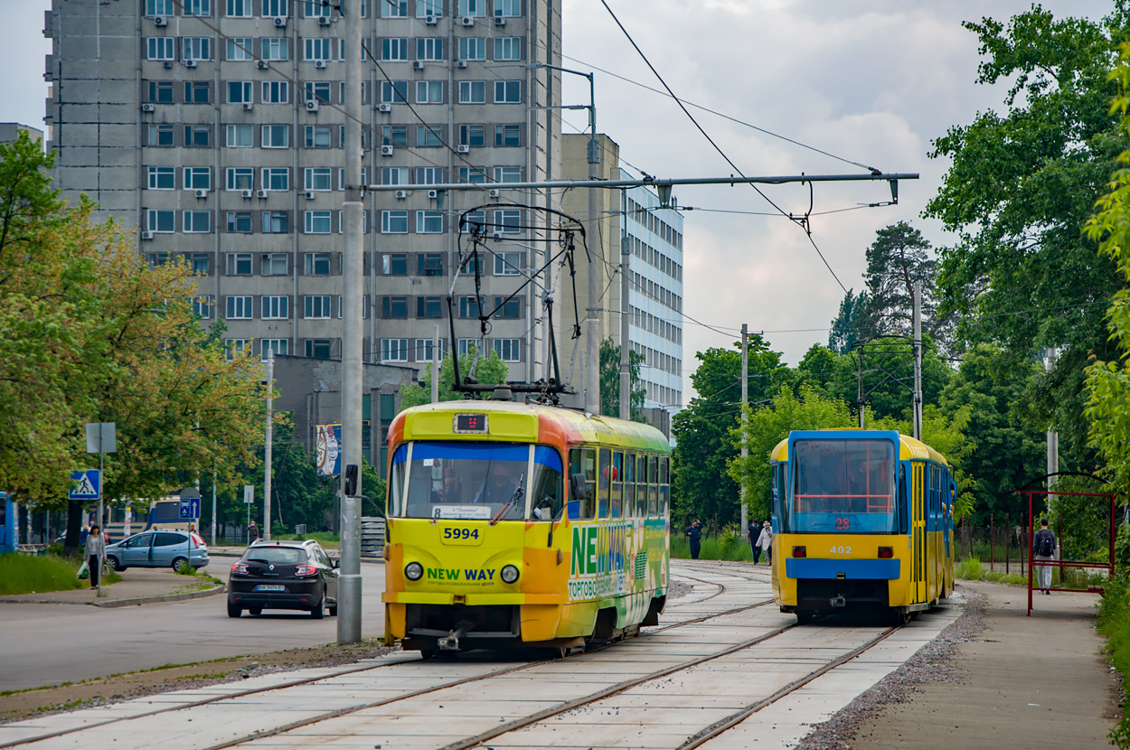 Kiova, Tatra T3P # 5994; Kiova, KT3UA # 402