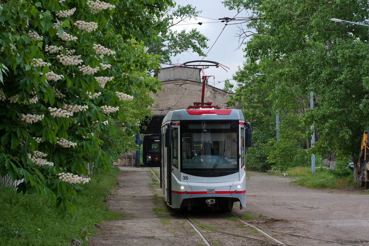 Новочеркасск, 71-407-01 № 305