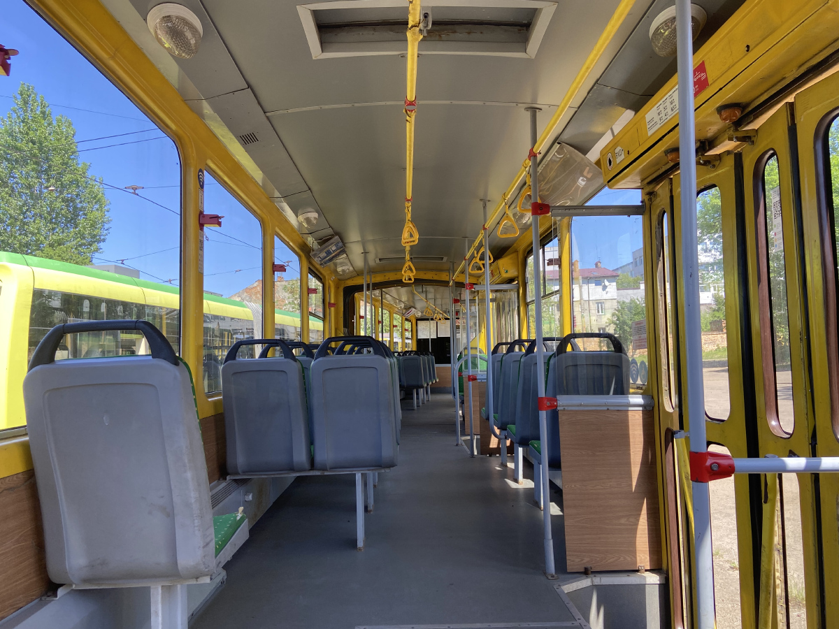 Львов, Tatra KT4SU № 1136