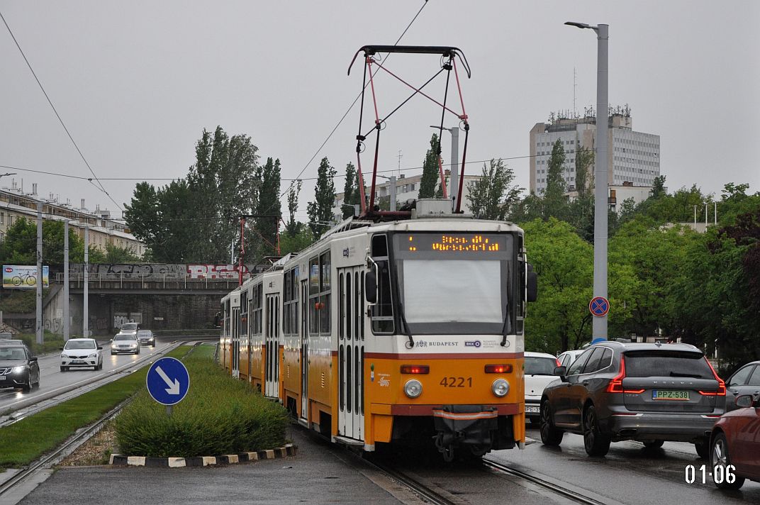 Budapest, Tatra T5C5K2 — 4221