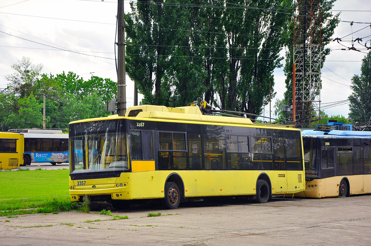 Київ, Богдан Т70110 № 3357