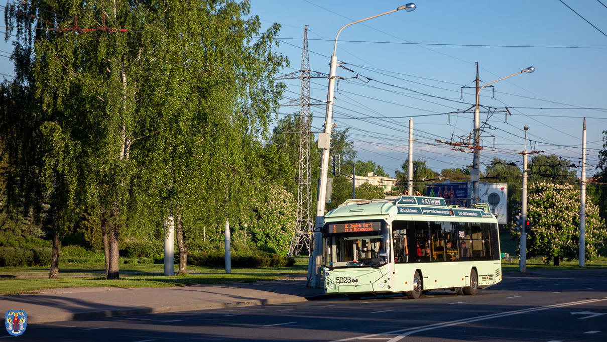 Минск, БКМ 32100D № 5023