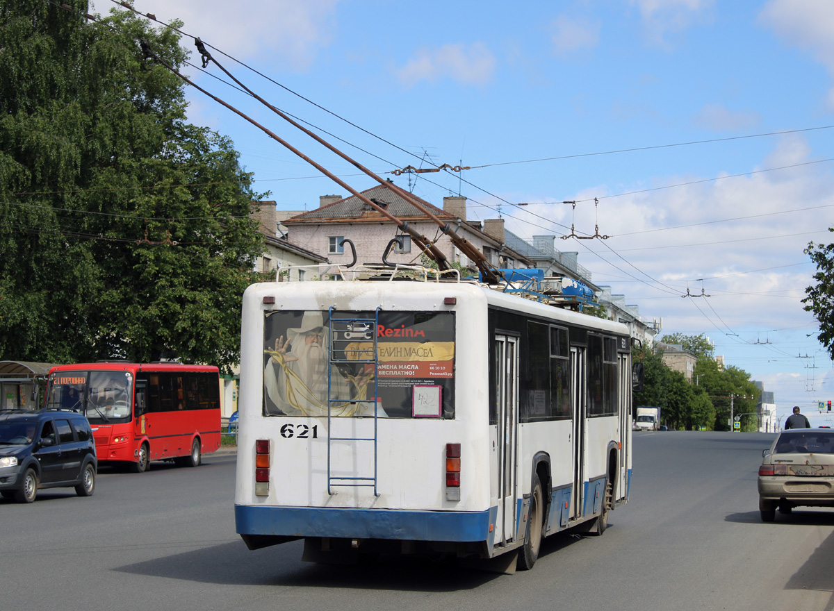 Киров, БТЗ-52768Р № 621 Киров, БТЗ-52768Р № 621