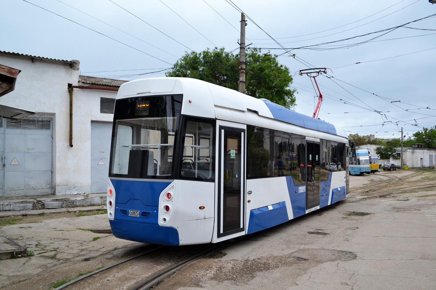 Евпатория, 71-411 № б/н (зав.400)