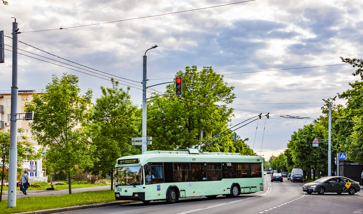 Минск, БКМ 32102 № 5439