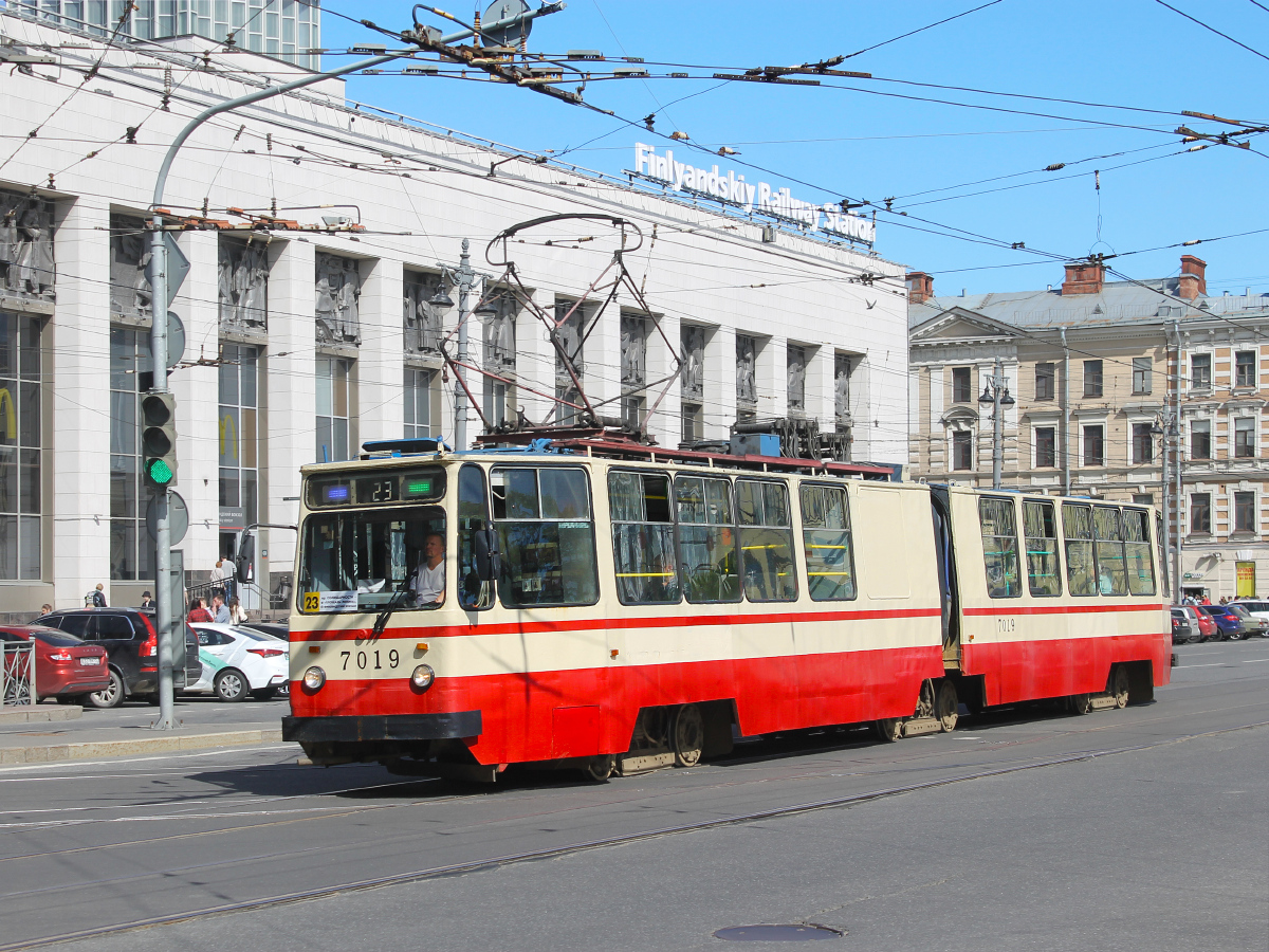 Санкт-Петербург, ЛВС-86К № 7019