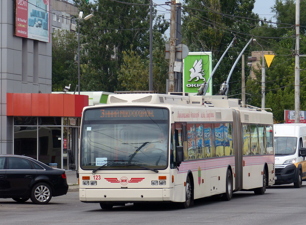 Запорожье, Van Hool AG 300T № 123