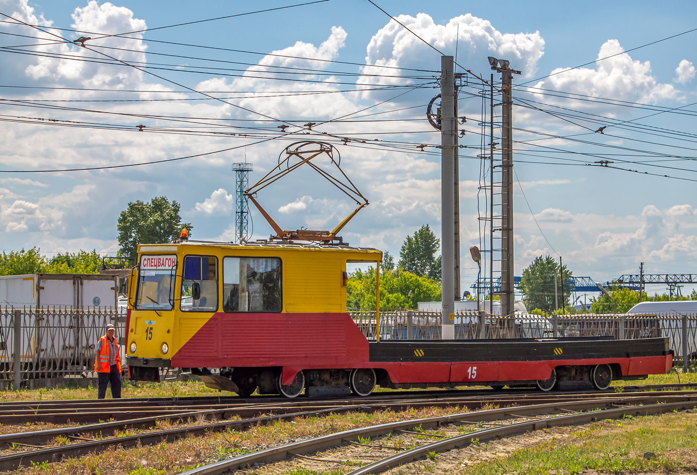 Нижнекамск, 71-605 (КТМ-5М3) № 15