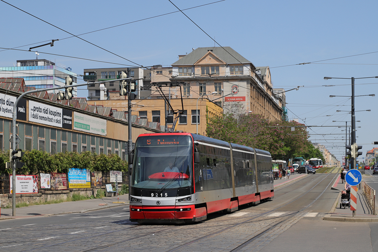 Прага, Škoda 15T2 ForCity Alfa Praha № 9215