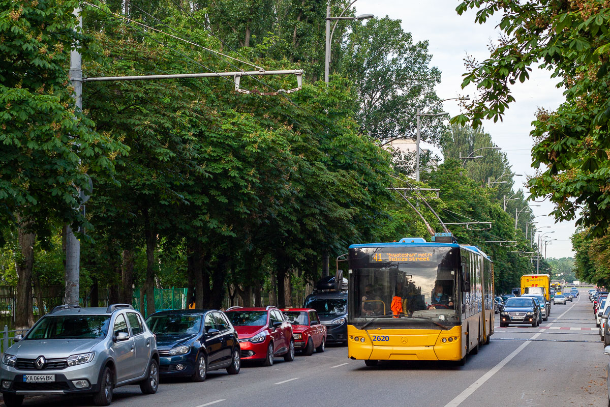 Киев, ЛАЗ E301D1 № 2620