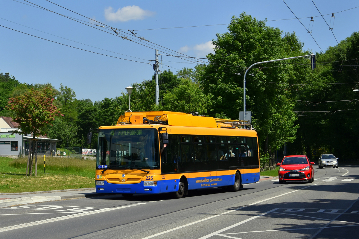 Злин, Škoda 30Tr SOR № 225