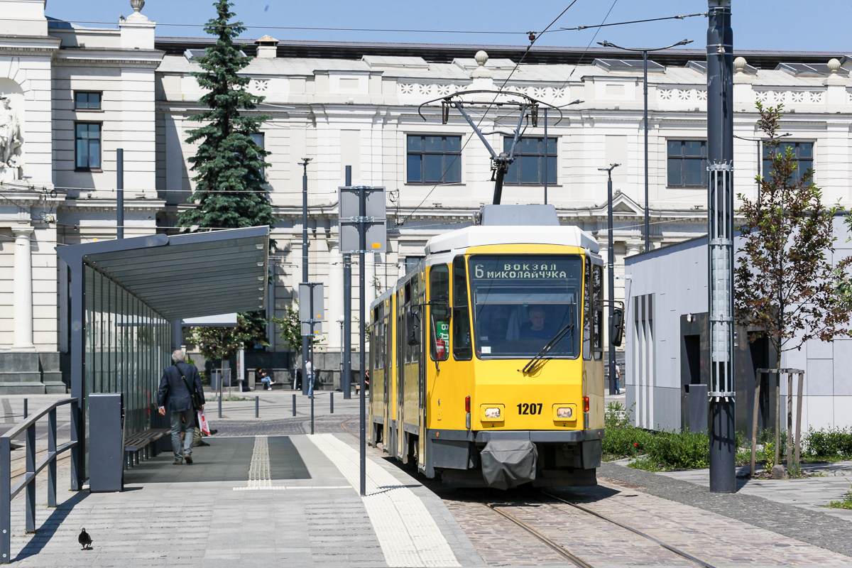 Львов, Tatra KT4DM № 1207
