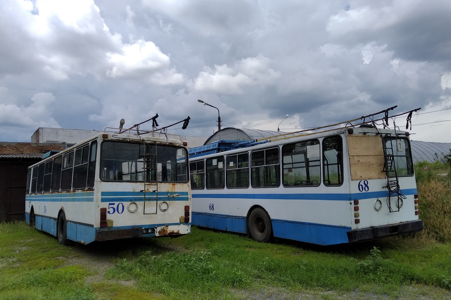 Полтава, ЮМЗ Т1Р (Т2П) № 50; Полтава, ЮМЗ Т2 № 68