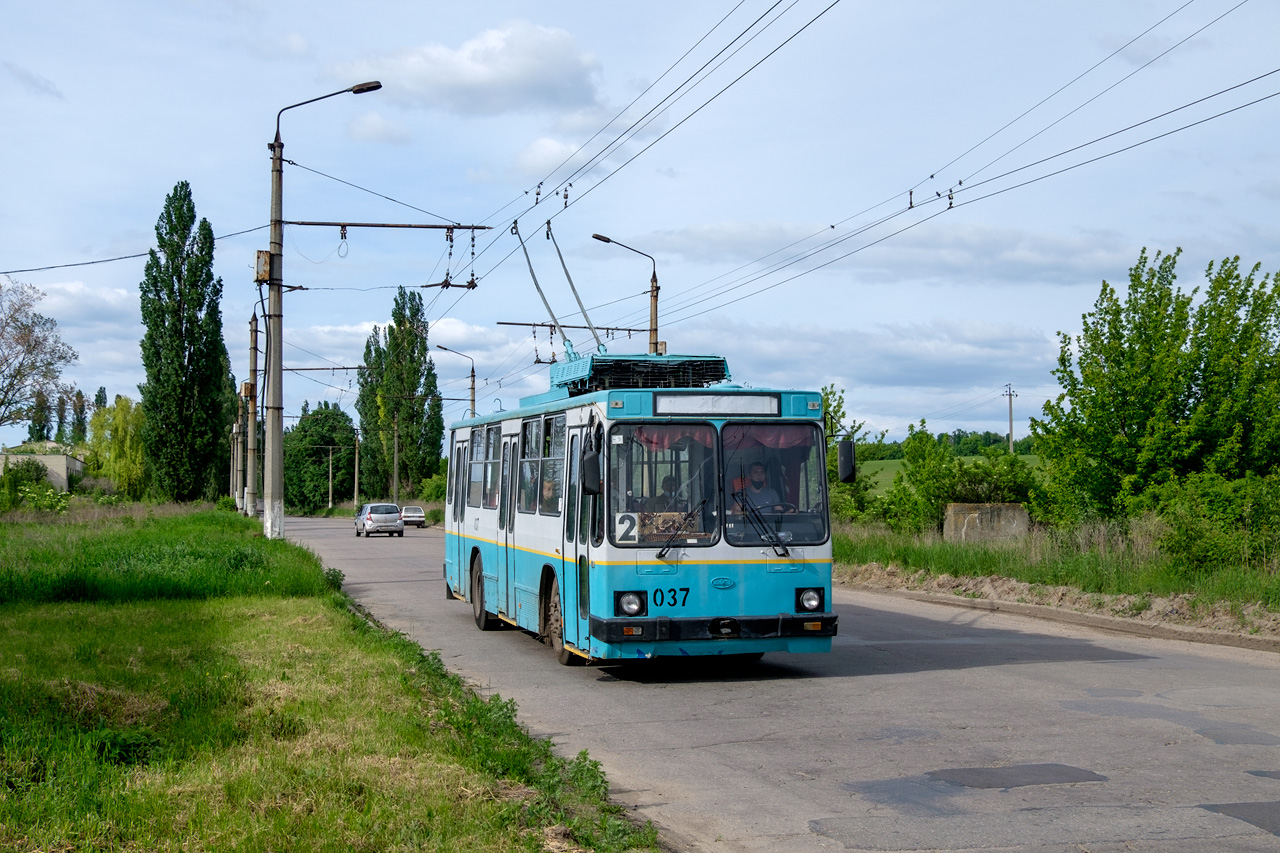 Сумы, ЮМЗ Т2 № 037