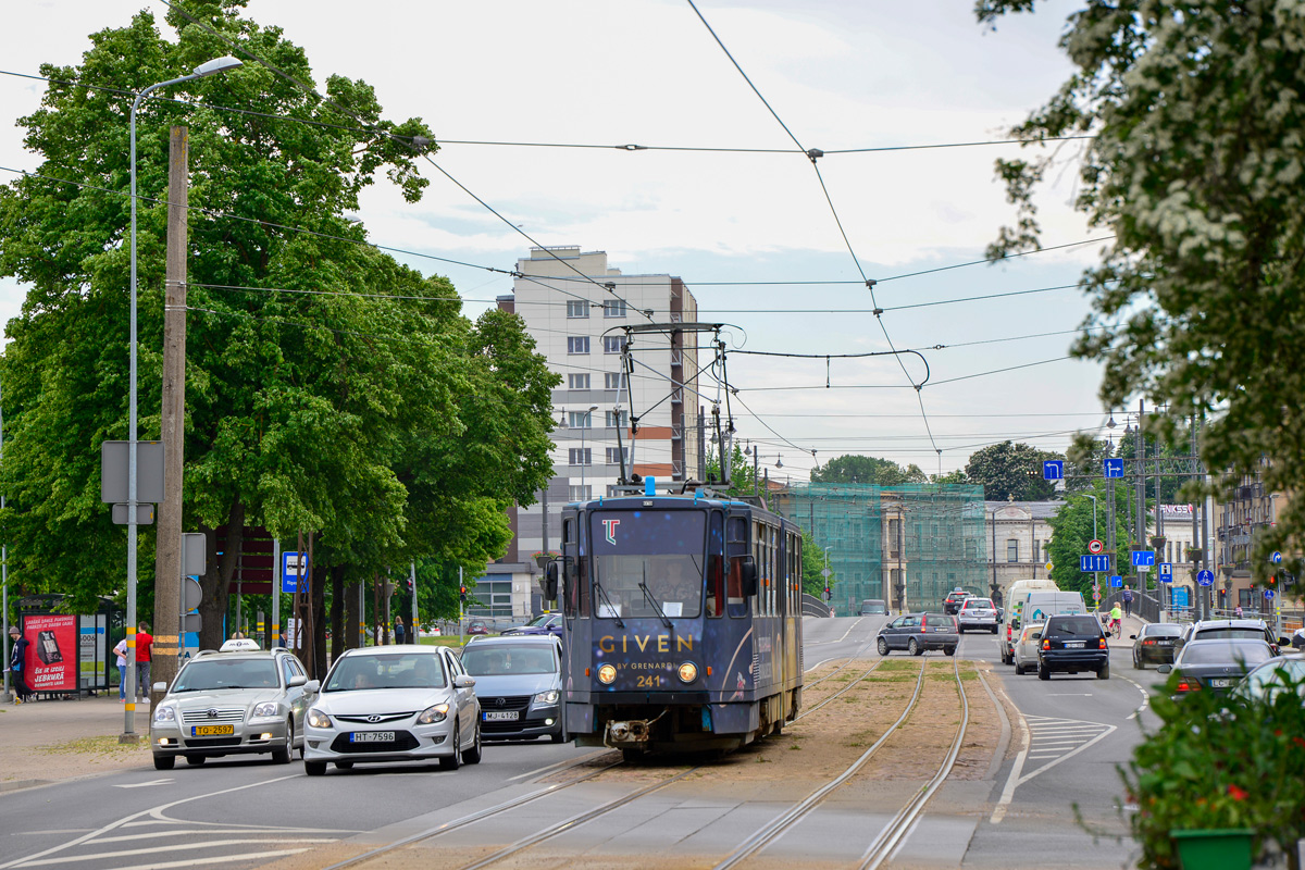 Лиепая, Tatra KT4D № 241