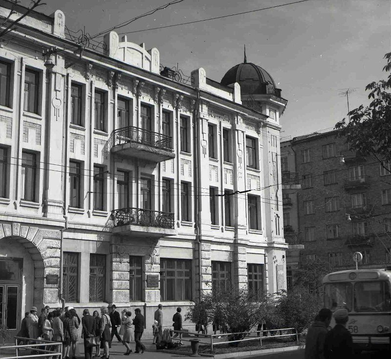 Владивосток — Исторические фотографии — троллейбус