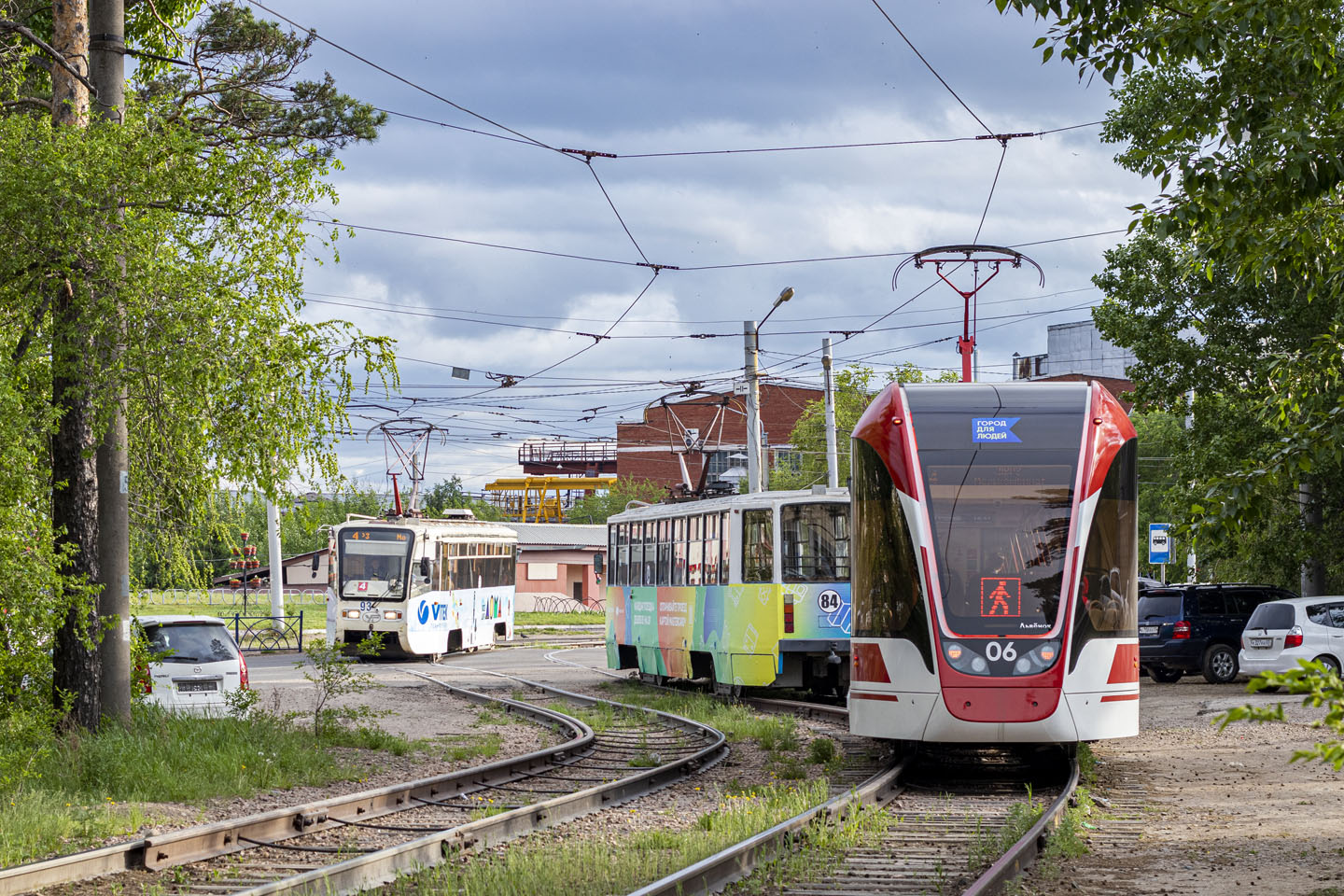 Ulan-Ude, 71-911EM “Lvyonok” # 06; Ulan-Ude, 71-608KM # 84