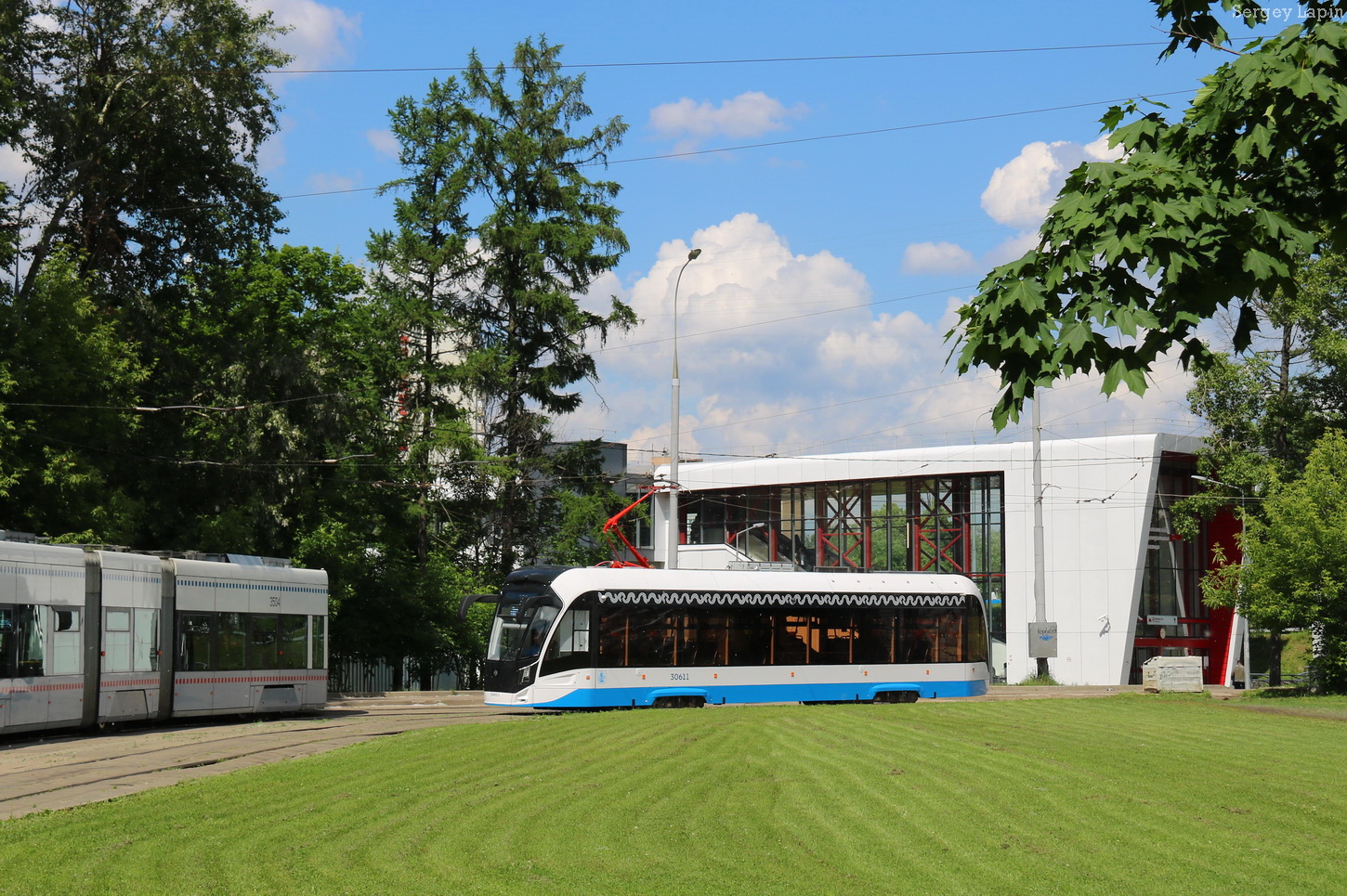 Москва, 71-911ЕМ «Львёнок» № 30611