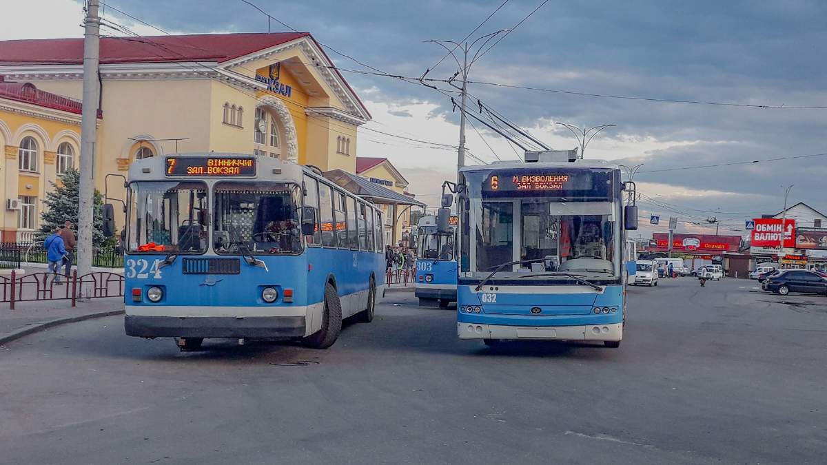 ვინნიცა, ZiU-682G [G00] № 324; ვინნიცა, Bogdan T70117 № 032