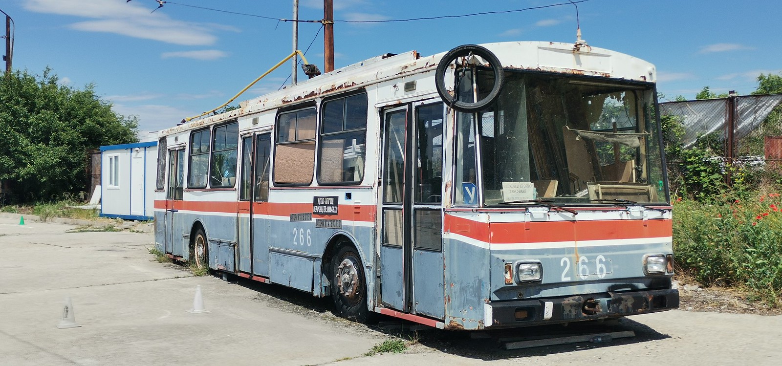 Пловдив, Škoda 14Tr06 № 266