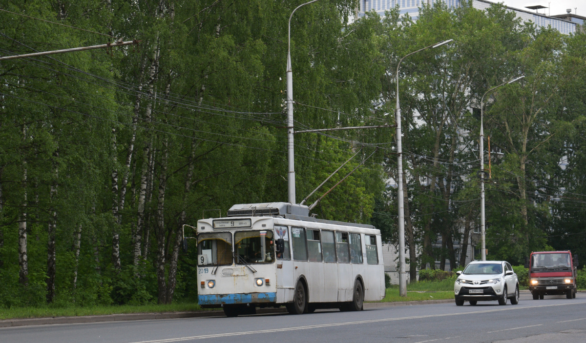 Рязань, ЗиУ-682ГМ1 (с широкой передней дверью) № 2019